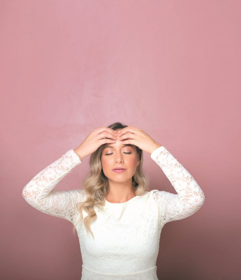 YOGA FACIAL: UNA TENDENCIA MÁS DEL SLOW BEAUTY