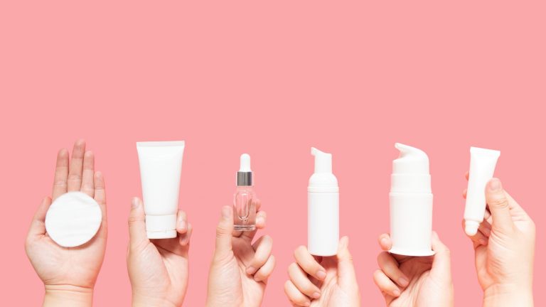 ¿CÓMO APLICAR EL SKINCARE?: GUÍA PARA EMPLEAR TUS PRODUCTOS DE BELLEZA CORRECTAMENTE