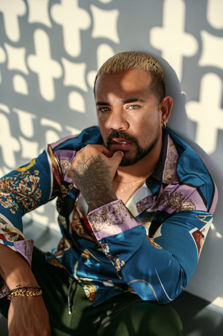 GATO RIVERO: HACE DE LA MODA EL MOOD PERFECTO PARA SUS FOTOGRAFÍAS