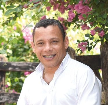 JOSÉ AMIRO MORÓN: UN HOMBRE CON RESPONSABILIDAD SOCIAL DEDICADO AL PUEBLO GUAJIRO