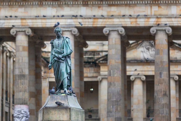 COLOMBIA PRESIDENCIAL —1830 – 1902— : LA HISTORIA DE UN PAÍS QUE POCOS CONOCEN COLOMBIA PRESIDENCIAL —1830 – 1902— : LA HISTORIA DE UN PAÍS QUE POCOS CONOCEN
